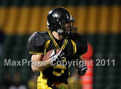 Thumbnail 2 in McQuaid Jesuit vs. Webster Schroeder (Section 5 Class AA Semifinal) photogallery.