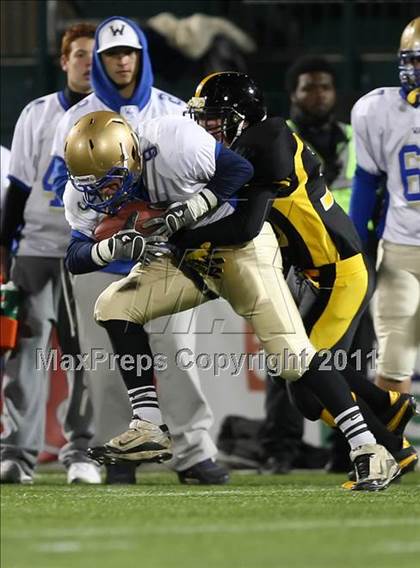 Thumbnail 2 in McQuaid Jesuit vs. Webster Schroeder (Section 5 Class AA Semifinal) photogallery.
