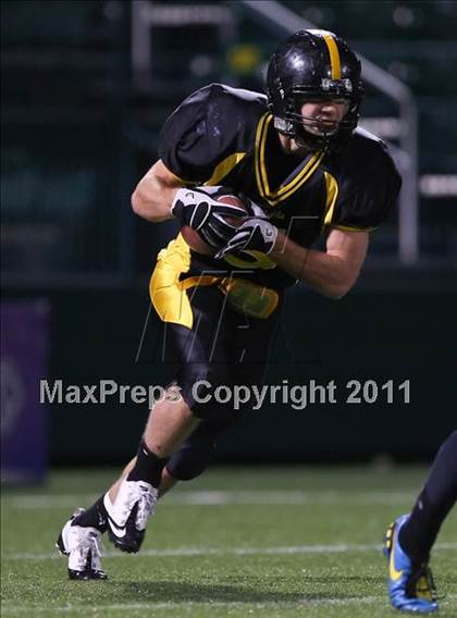 Thumbnail 2 in McQuaid Jesuit vs. Webster Schroeder (Section 5 Class AA Semifinal) photogallery.