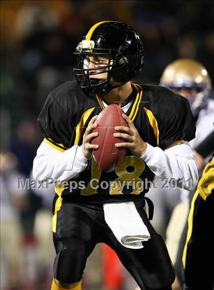 Thumbnail 2 in McQuaid Jesuit vs. Webster Schroeder (Section 5 Class AA Semifinal) photogallery.