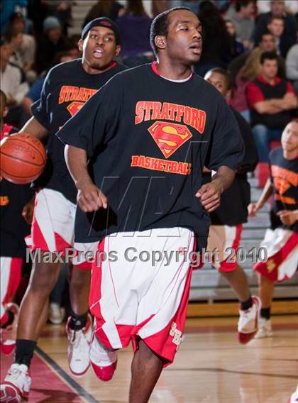 Thumbnail 1 in Stratford vs Wilbur Cross (CIAC Class L Semifinal) photogallery.