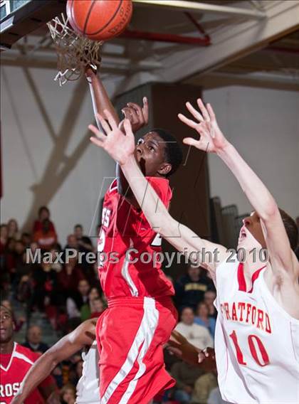 Thumbnail 2 in Stratford vs Wilbur Cross (CIAC Class L Semifinal) photogallery.