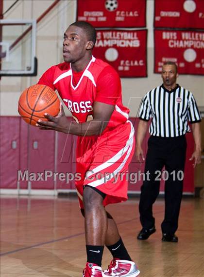 Thumbnail 2 in Stratford vs Wilbur Cross (CIAC Class L Semifinal) photogallery.