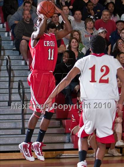 Thumbnail 2 in Stratford vs Wilbur Cross (CIAC Class L Semifinal) photogallery.