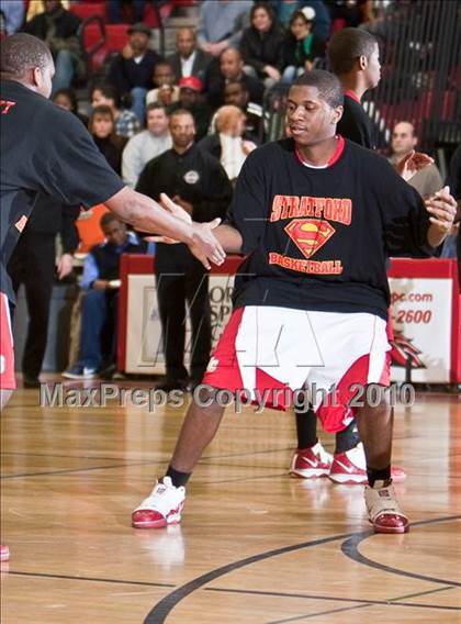 Thumbnail 2 in Stratford vs Wilbur Cross (CIAC Class L Semifinal) photogallery.