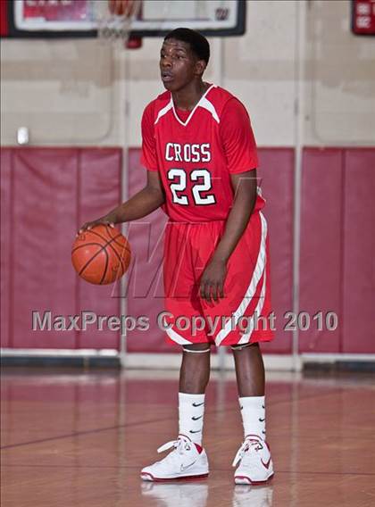 Thumbnail 2 in Stratford vs Wilbur Cross (CIAC Class L Semifinal) photogallery.