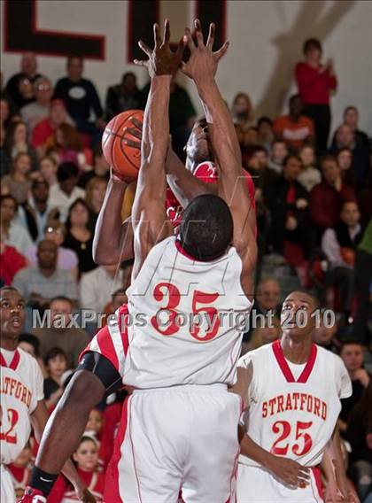 Thumbnail 3 in Stratford vs Wilbur Cross (CIAC Class L Semifinal) photogallery.