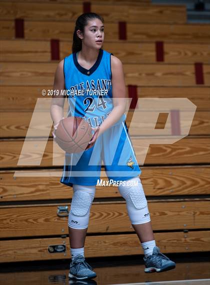 Thumbnail 2 in FR: Pleasant Valley @ Foothill photogallery.