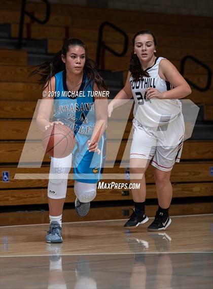 Thumbnail 1 in FR: Pleasant Valley @ Foothill photogallery.
