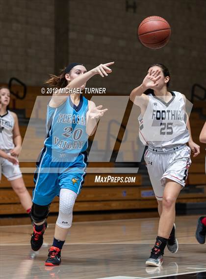 Thumbnail 2 in FR: Pleasant Valley @ Foothill photogallery.