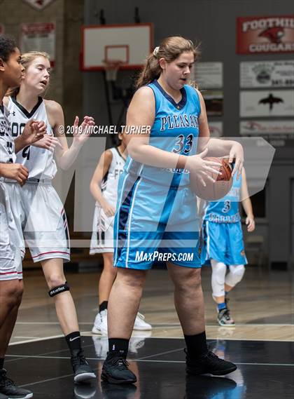 Thumbnail 1 in FR: Pleasant Valley @ Foothill photogallery.