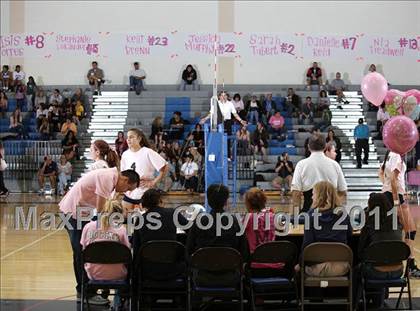 Thumbnail 1 in Crescenta Valley @ Burbank (Dig Pink) photogallery.