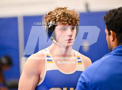 Thumbnail 1 in Grossmont Tri-Meet photogallery.
