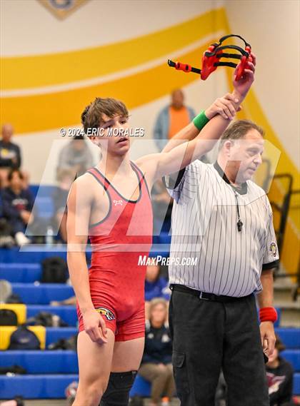 Thumbnail 1 in Grossmont Tri-Meet photogallery.