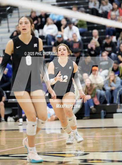 Thumbnail 3 in Roosevelt vs Green Mountain (CHSAA 4A Regional) photogallery.