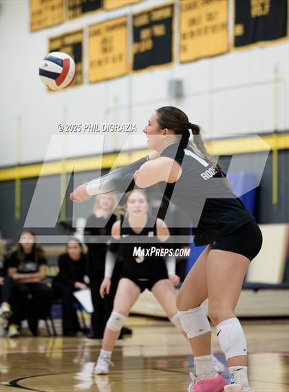 Thumbnail 1 in Roosevelt vs Green Mountain (CHSAA 4A Regional) photogallery.