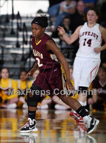 Thumbnail 3 in Lovejoy vs. Fairfield (UIL 3A Semifinal) photogallery.