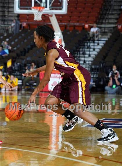 Thumbnail 3 in Lovejoy vs. Fairfield (UIL 3A Semifinal) photogallery.