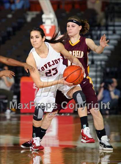 Thumbnail 1 in Lovejoy vs. Fairfield (UIL 3A Semifinal) photogallery.