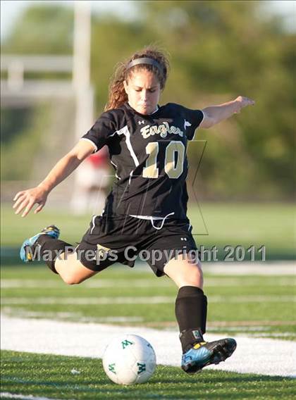 Thumbnail 2 in Freedom vs Woodgrove (District Semifinal) photogallery.