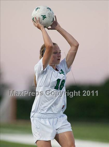 Thumbnail 2 in Freedom vs Woodgrove (District Semifinal) photogallery.