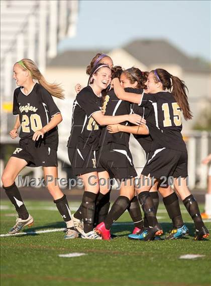 Thumbnail 2 in Freedom vs Woodgrove (District Semifinal) photogallery.