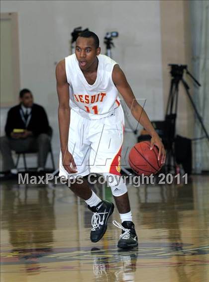 Thumbnail 2 in Jesuit vs Castro Valley (Father Kelly Tribute) photogallery.