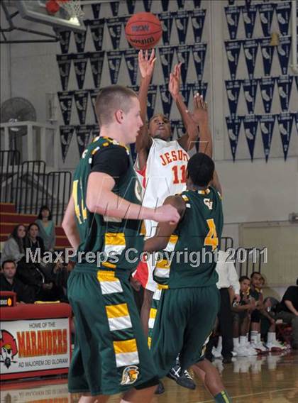 Thumbnail 3 in Jesuit vs Castro Valley (Father Kelly Tribute) photogallery.