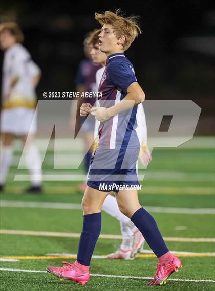 Thumbnail 1 in Arapahoe @ Cherokee Trail photogallery.