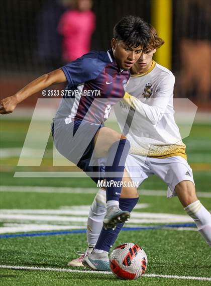 Thumbnail 1 in Arapahoe @ Cherokee Trail photogallery.