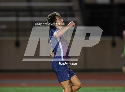 Thumbnail 3 in Arapahoe @ Cherokee Trail photogallery.