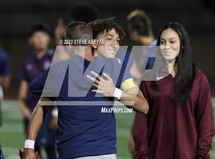 Thumbnail 1 in Arapahoe @ Cherokee Trail photogallery.