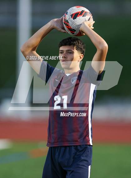 Thumbnail 2 in Arapahoe @ Cherokee Trail photogallery.