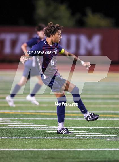 Thumbnail 2 in Arapahoe @ Cherokee Trail photogallery.