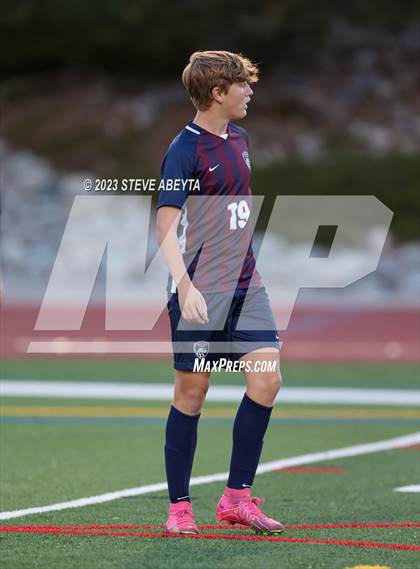 Thumbnail 2 in Arapahoe @ Cherokee Trail photogallery.