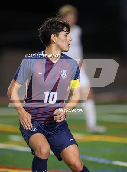 Thumbnail 2 in Arapahoe @ Cherokee Trail photogallery.