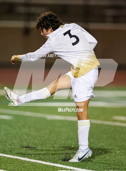 Thumbnail 1 in Arapahoe @ Cherokee Trail photogallery.