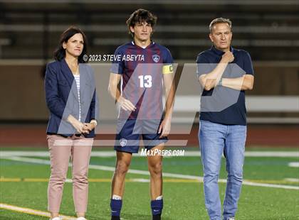 Thumbnail 1 in Arapahoe @ Cherokee Trail photogallery.