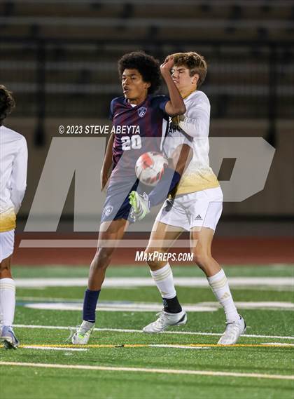 Thumbnail 2 in Arapahoe @ Cherokee Trail photogallery.