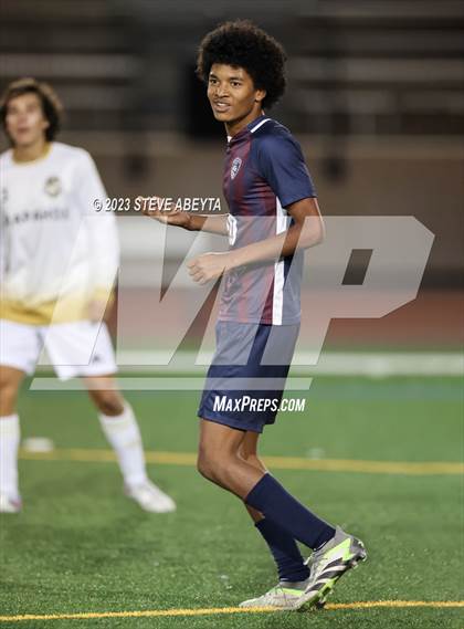 Thumbnail 2 in Arapahoe @ Cherokee Trail photogallery.