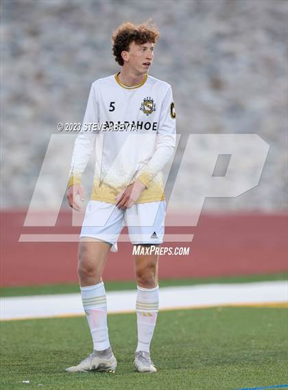 Thumbnail 3 in Arapahoe @ Cherokee Trail photogallery.