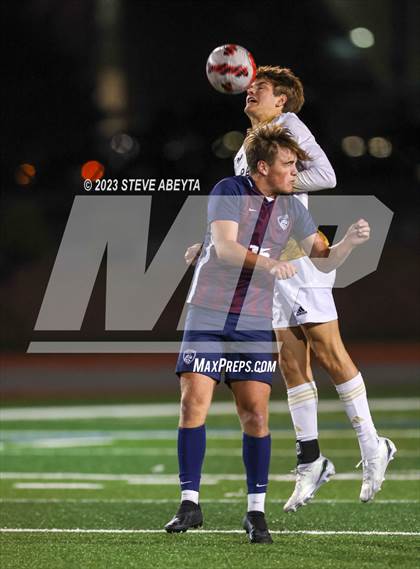 Thumbnail 2 in Arapahoe @ Cherokee Trail photogallery.