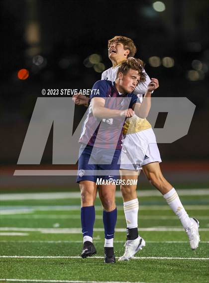 Thumbnail 1 in Arapahoe @ Cherokee Trail photogallery.