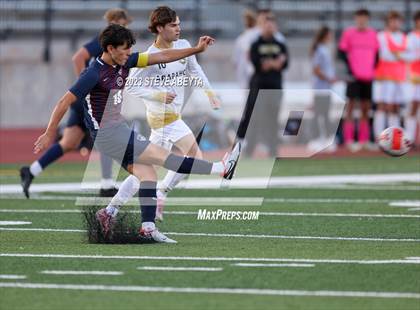 Thumbnail 1 in Arapahoe @ Cherokee Trail photogallery.