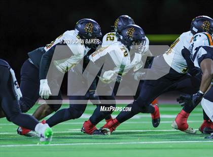 Thumbnail 2 in Somerset Academy Losee vs. Mojave (NIAA 4A Desert Final) photogallery.