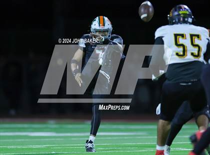 Thumbnail 2 in Somerset Academy Losee vs. Mojave (NIAA 4A Desert Final) photogallery.