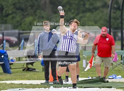 Thumbnail 2 in IHSAA Finals (Shot Put) photogallery.