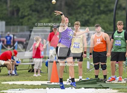 Thumbnail 1 in IHSAA Finals (Shot Put) photogallery.