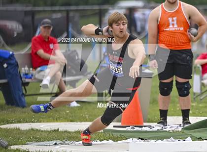 Thumbnail 1 in IHSAA Finals (Shot Put) photogallery.