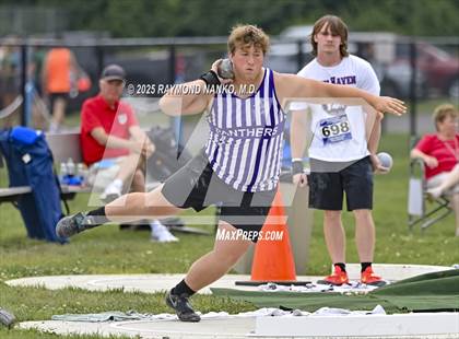 Thumbnail 1 in IHSAA Finals (Shot Put) photogallery.